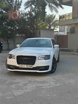 کرایسلەر 300